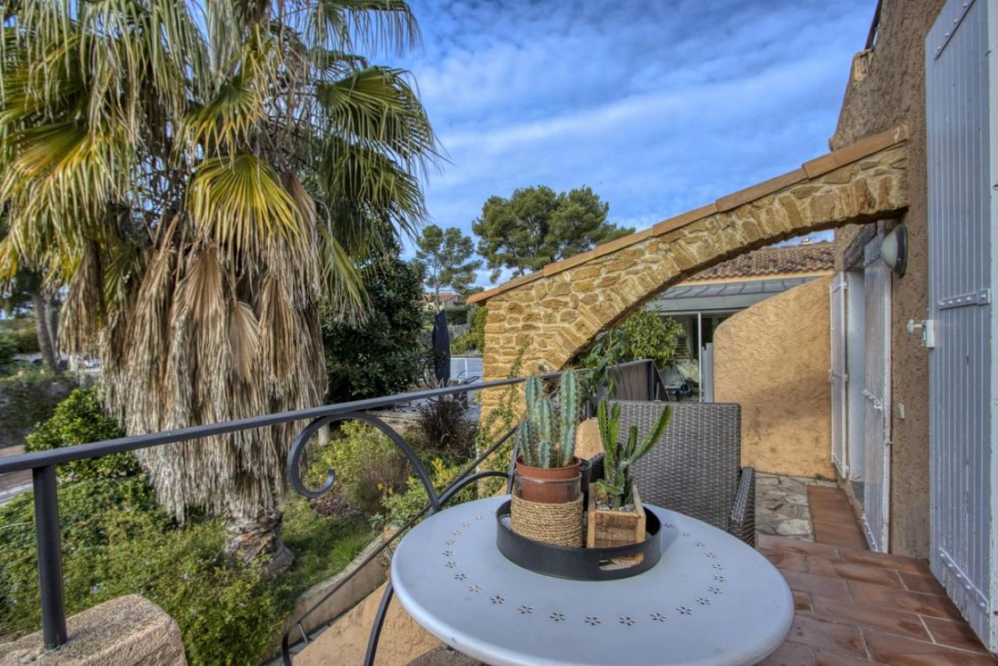 Villa Esperance- Appartement Entier T2 La Ciotat Exterior photo